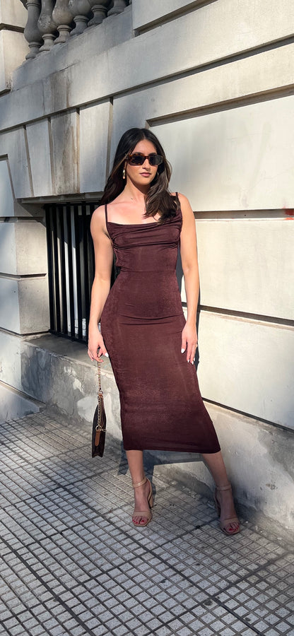 Yasmine E