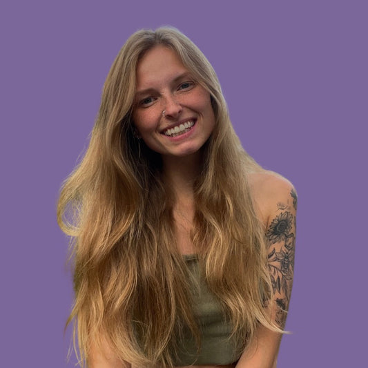 Willow Ayres