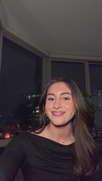 Yasmine E
