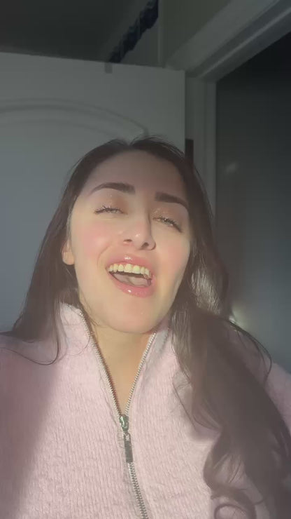 Tiffany R
